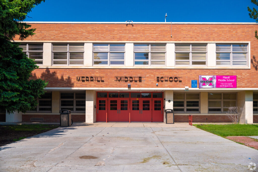 Photo of front of Merrill Middle School